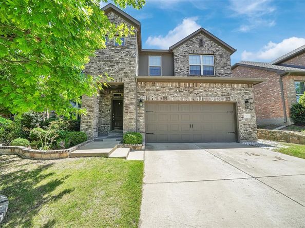 2410  Hillview Drive , Garland Texas 75043