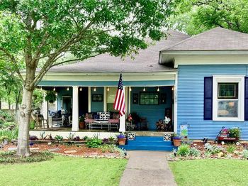 1309 N Austin Street 