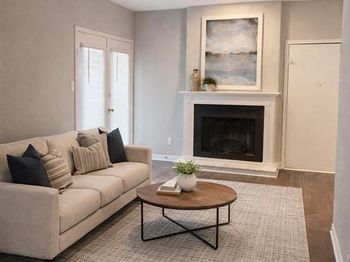 5620  Live Oak Street 