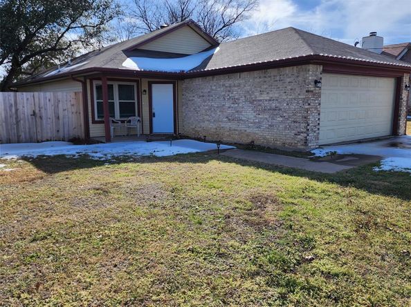 2812  Paisley Street , Denton Texas 76209