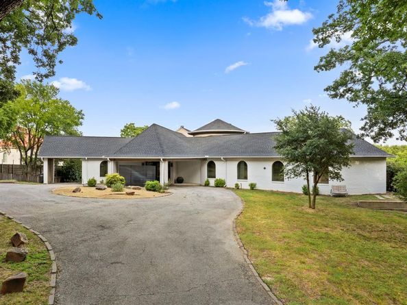 8542  Meadowbrook Drive , Fort Worth Texas 76120