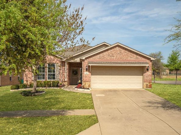 942  Carrington Greens Drive , Frisco Texas 75036