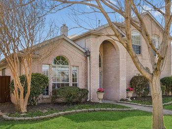 920  Mustang Drive 