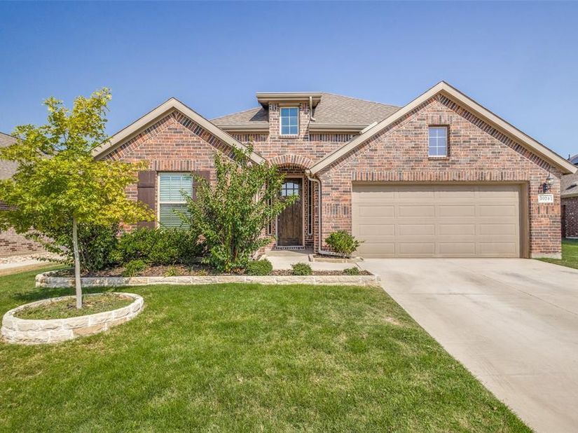 1024  Embers Lane , Denton Texas 76201
