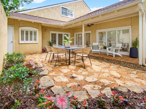 4394  Cochran Chapel Circle , Dallas Texas 75209