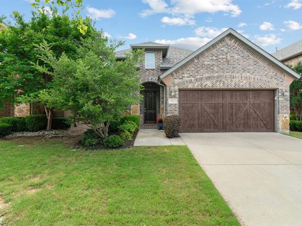 921  Montgomery Way , Lantana Texas 76226