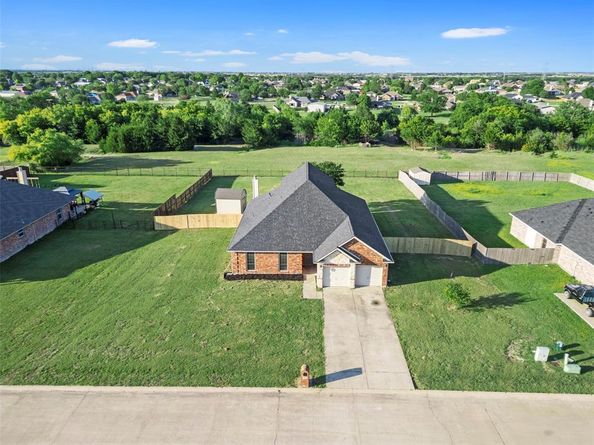 105  Southview Drive , Fate Texas 75189
