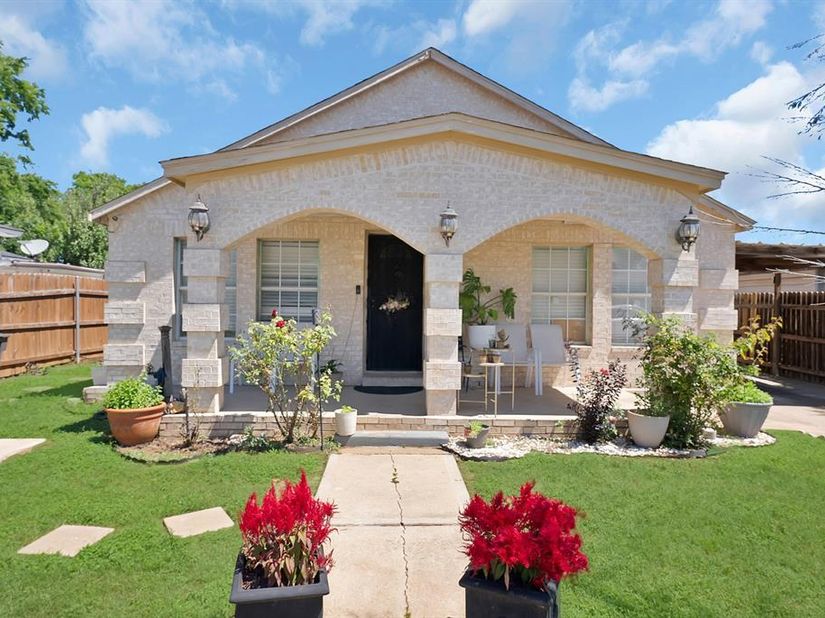 1717 E Harvey Avenue , Fort Worth Texas 76104
