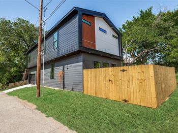 524  Tama Street 