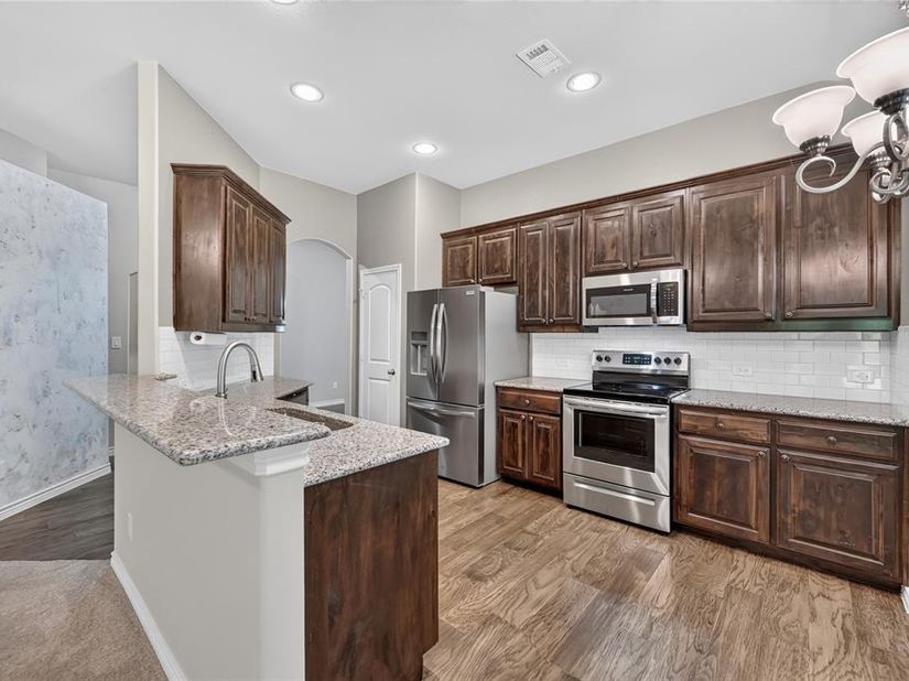 116  Wilson Cliff Drive , White Settlement Texas 76108