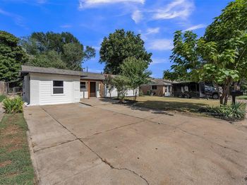 408  Simmons Drive 