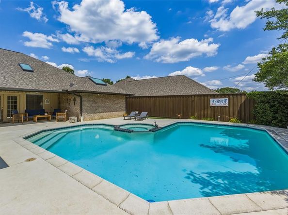 6306  Oakleaf Road , Dallas Texas 75248