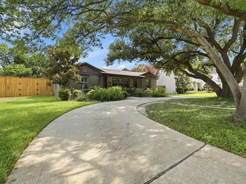 3637  Shelby Drive 