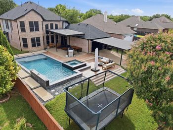 4726  Parkhaven Drive 