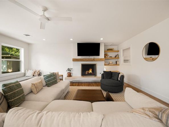 11207  Sinclair Avenue , Dallas Texas 75218