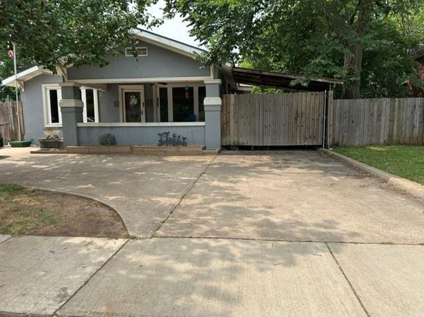 3620  Meadowbrook Dr  , Fort Worth Texas 75103
