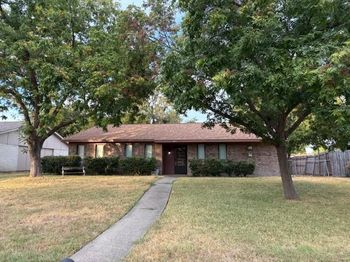 1909  Bosque Drive 