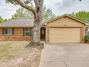 2610 N Casa Blanca Court 