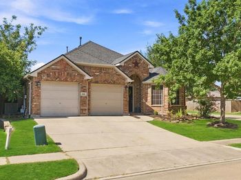 319  Sugarberry Lane 