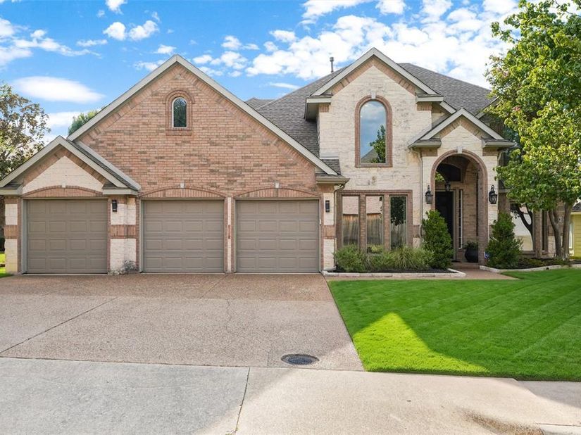 1530  Fairlakes Pointe Drive , Rockwall Texas 75087