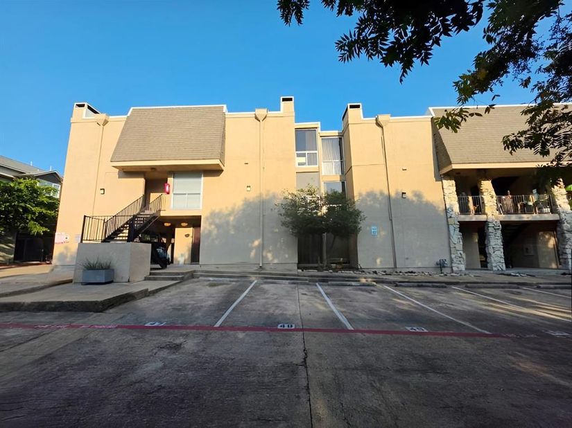 4044  Buena Vista Street  214, Dallas Texas 75204