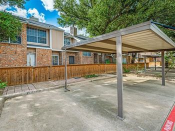 2320  Northlake Court 