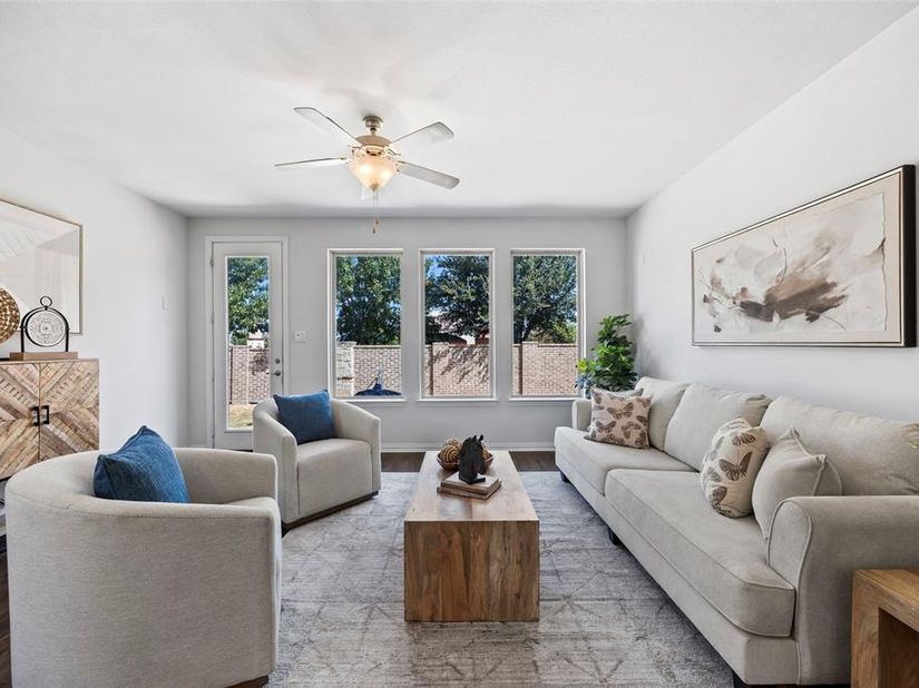 2501  Durango Drive , Carrollton Texas 75010