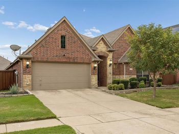 2723  Ponce De Leon  