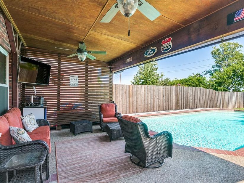 2213  Bresee Drive , Carrollton Texas 75010