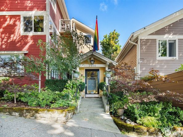 2400 E Howell Street G, Seattle WA 98122