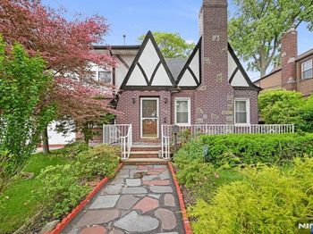 497 Oakdene Avenue