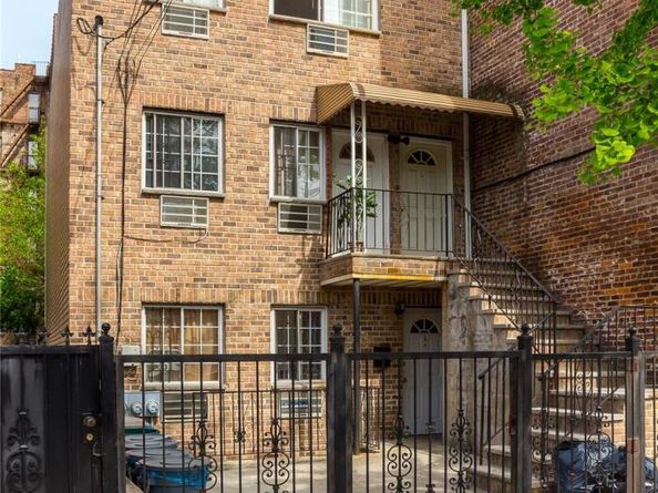 2722 Wallace Avenue, Bronx NY 10467