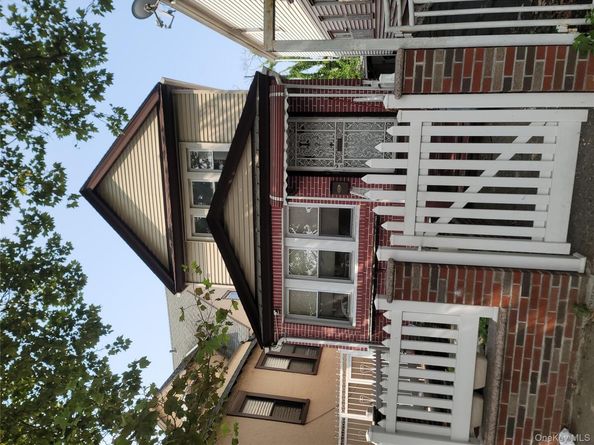 102-34 Van Wyck Expressway S, Richmond Hill S. NY 11419