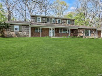 16 Appletree Lane
