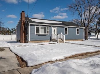 93 Garfield Boulevard