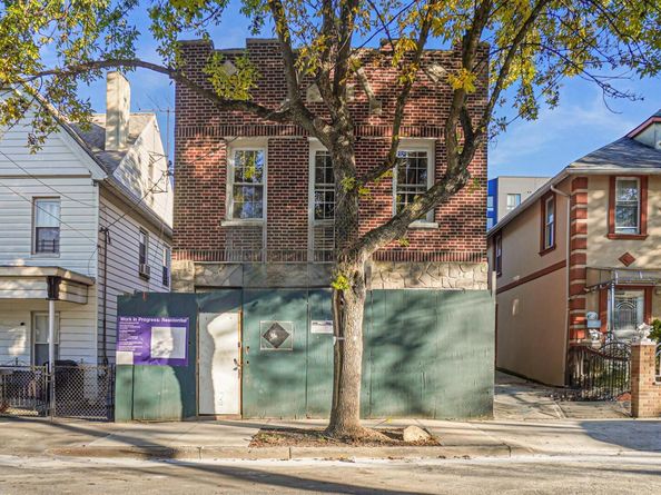 4518 Richardson Avenue, Bronx NY 10470