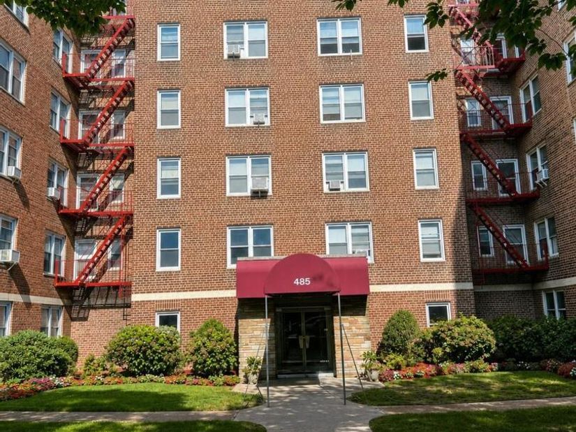 485 Bronx River Road C24, Yonkers NY 10704