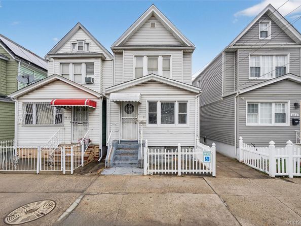 10115 111th Street, Richmond Hill NY 11419