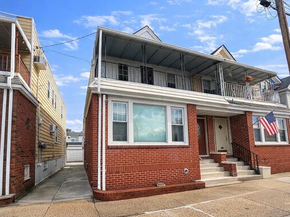 7848 83rd Street, Glendale NY 11385