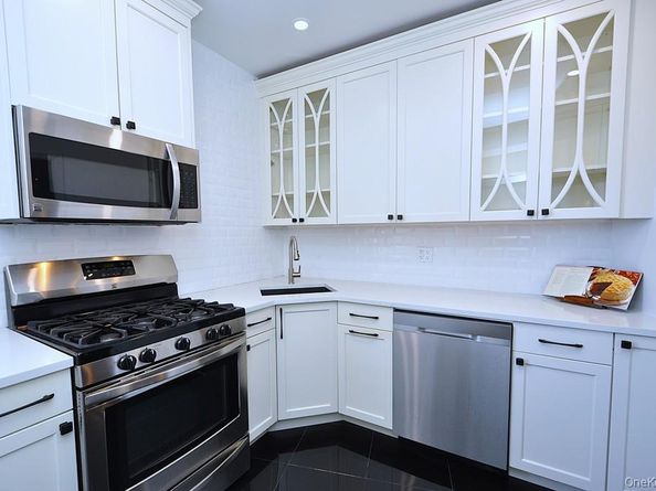 949 Palmer Road 2G, Bronxville NY 10708