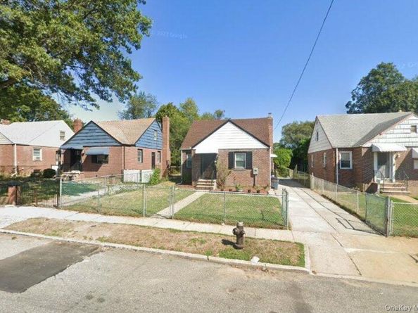 222-21 130th Avenue, Laurelton NY 11413