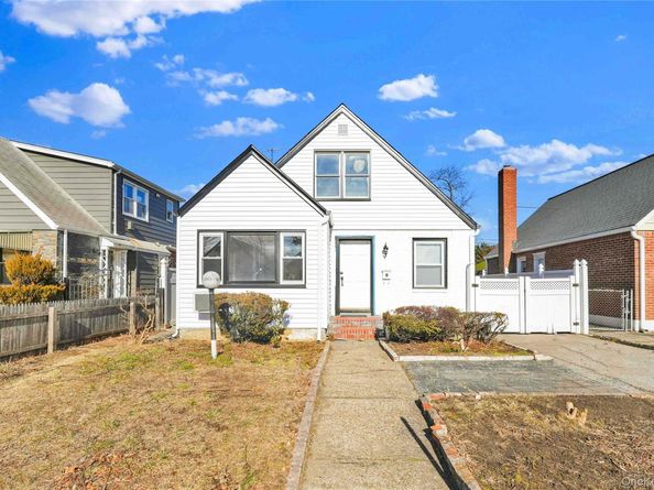 22717 113th Drive, Queens Village NY 11429