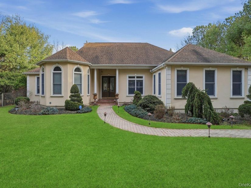 131 Malloy Drive, East Quogue NY 11942