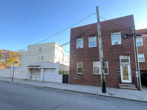 6040 55th Drive, Maspeth NY 11378