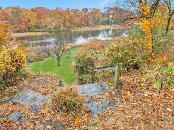 733 Stuart Avenue, Mamaroneck NY 10543