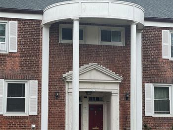 150-11 Grand Central Parkway