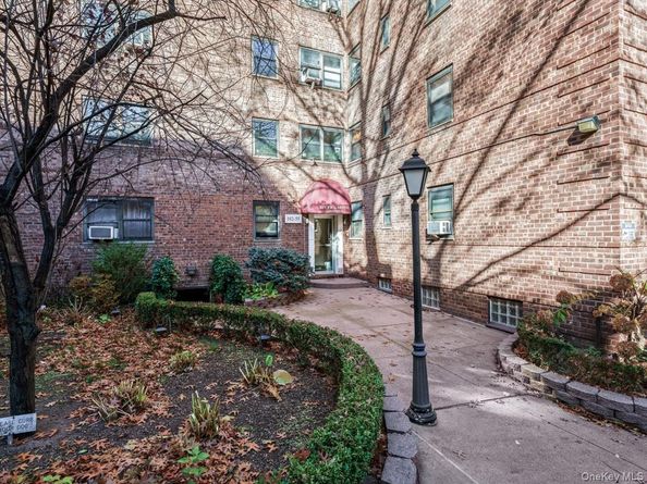 102-55 67th Road 4W, Forest Hills NY 11375