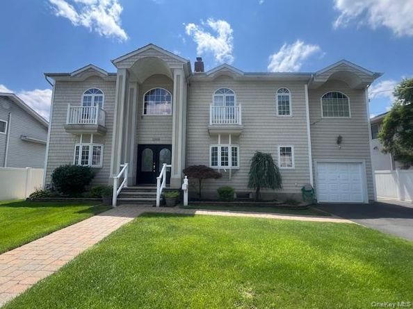 2548 Columbus Avenue, North Bellmore NY 11710