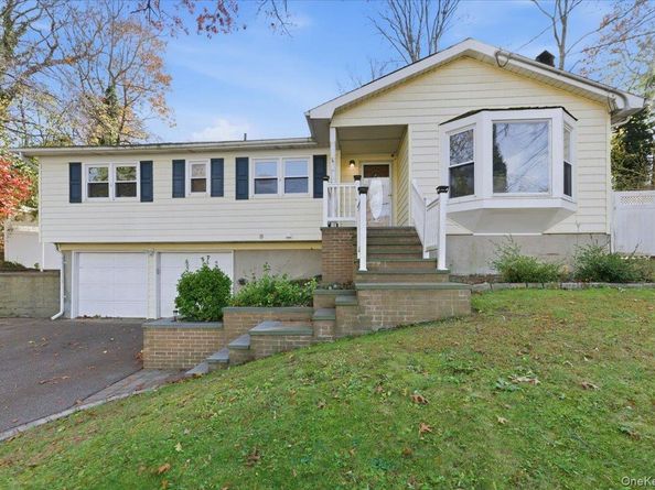 260 Lower Rocky Point Road, Sound Beach NY 11789