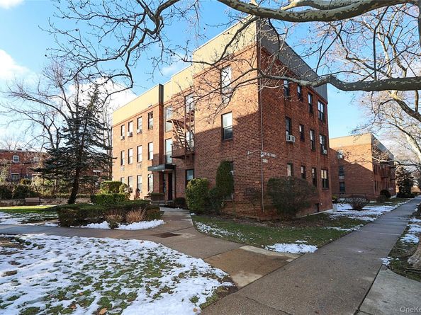 47-22 215 Place 2C, Bayside NY 11361